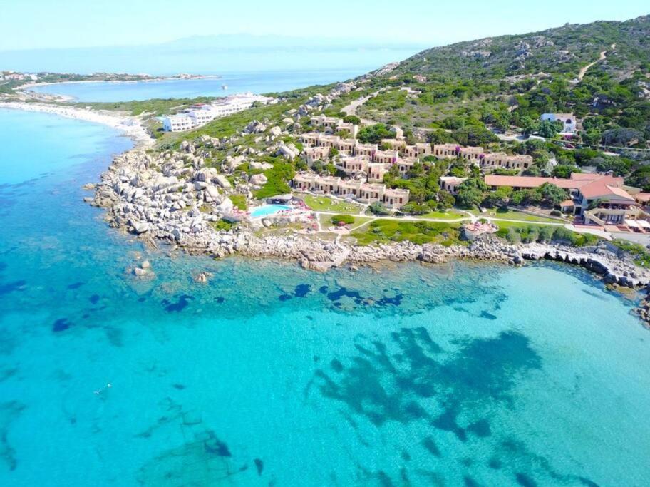 Appartamento A Baia Santa Reparata Bagian luar foto